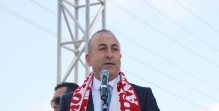 Bakan Çavuşoğlu, Antalyaspor Tesisleri'nin temelini attı