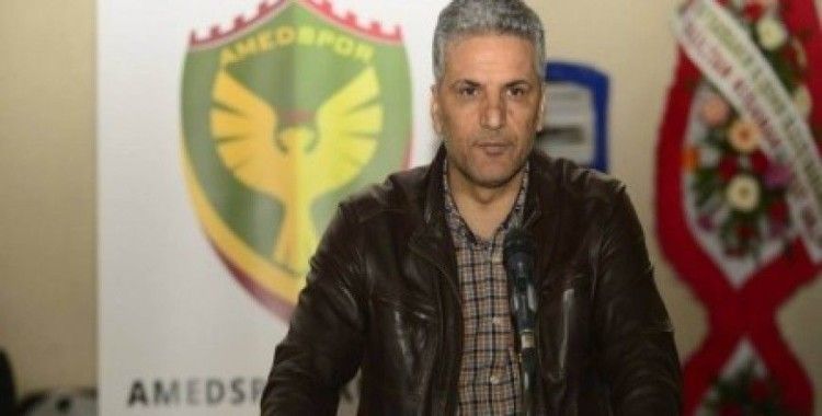 Diyarbakır Büyükşehir Belediyespor İsmet Taşdemir ile yola devam edecek