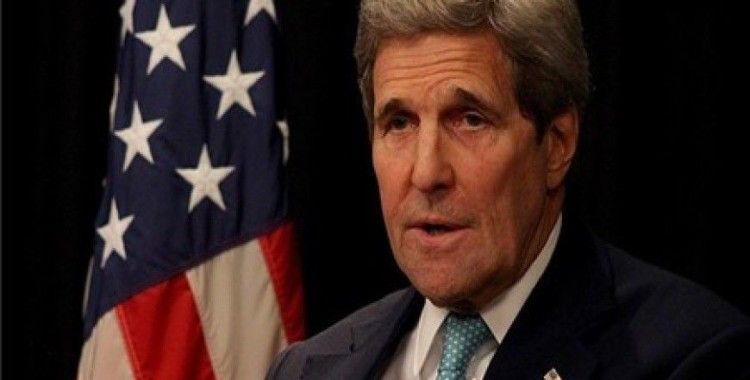 ABD Dışişleri Bakanı John Kerry bisiklet kazası geçirdi