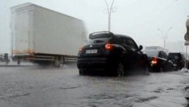 D-100 ulaşıma kapandı