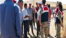 100 dönümlük tarla cayır cayır yandı 