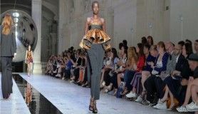 Dice Kayek 2015-2016 Sonbahar - Kış kreasyonunu Paris'te tanıttı 