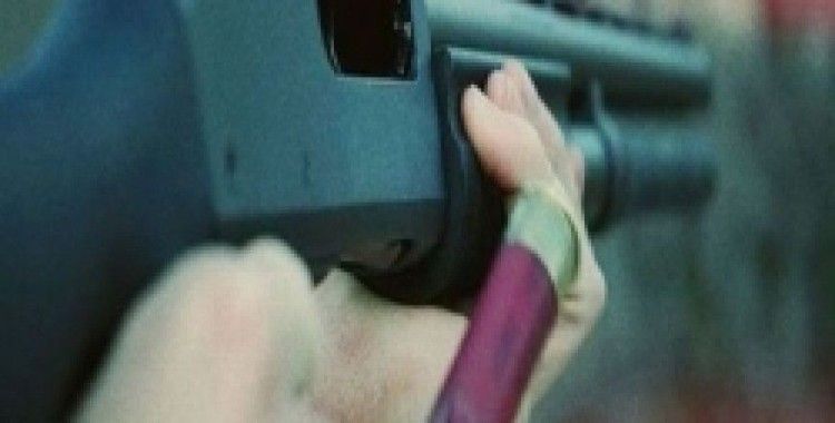 Pompalı tüfekle banka soygunu kamerada
