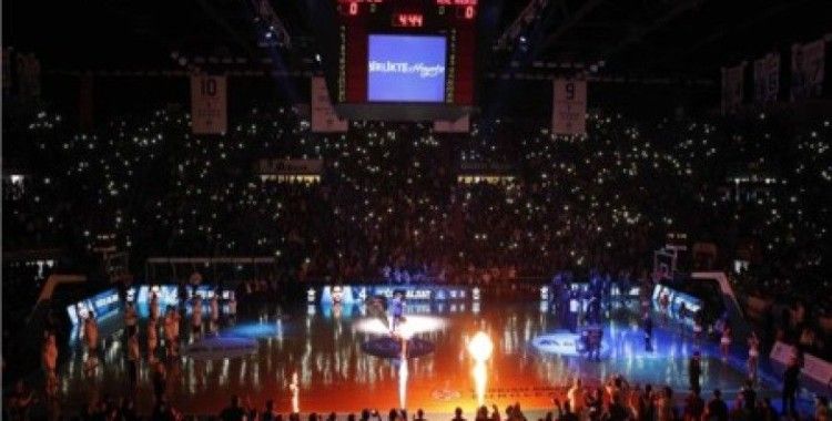 Anadolu Efes’in kombine kartlarına yoğun ilgi