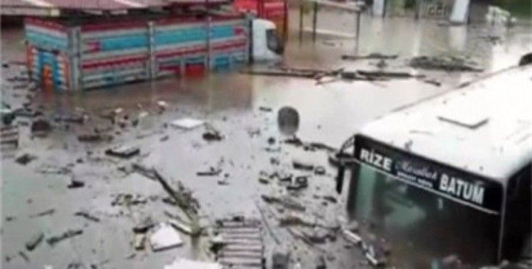 Trabzonspor sel ve heyelan felaketinin yaşandığı Hopa'yı ziyaret edecek