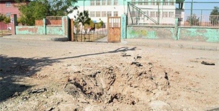 Okul yakınındaki patlayıcı infilak ettirildi