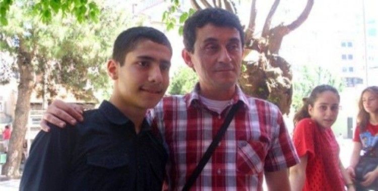 17 yaşındaki lise öğrencisi Nuhammed kalbine yenildi