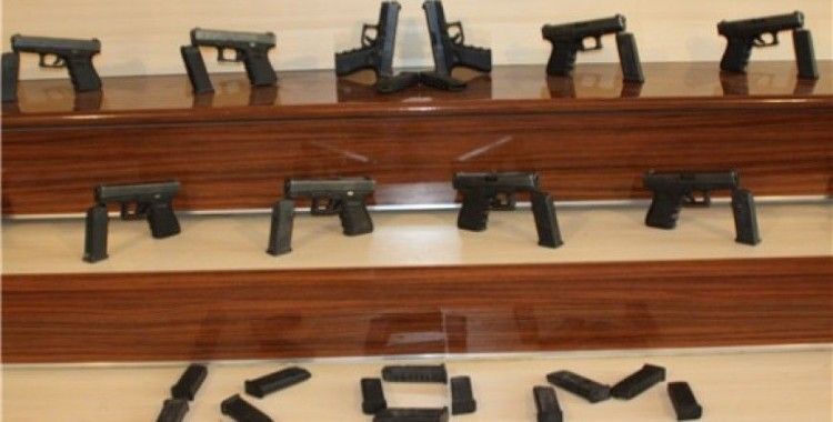 Gaziantep'te 12 adet tabanca ele geçirildi