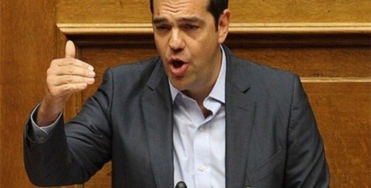 Yunanistan'da hükümet güvenoyu aldı