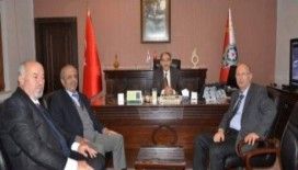 Karayolları ve Yol Güvenliği Araştırma Derneği Genel Başkanı Memiş, Emniyet Müdürü Kalayoğlu'nu ziyaret etti