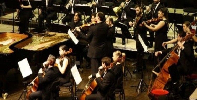 Filarmoni Antalya ilk kez müzikseverlerle buluştu