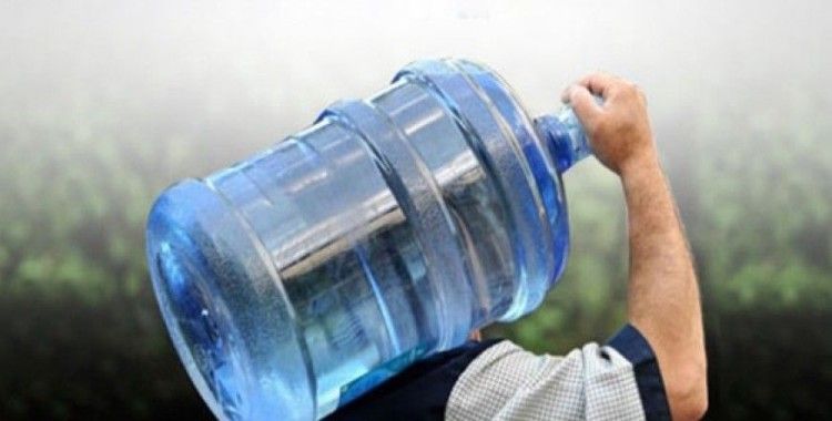 ​Damacana sularının mikrop yuvası olmasını önleyin