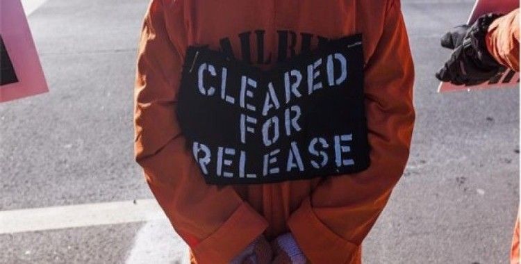 Obama'ya CIA işkencecilerini yargıla çağrısı