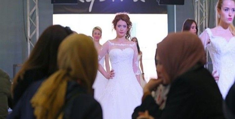 Gelinlikte modanın kalbi İzmir'de atıyor
