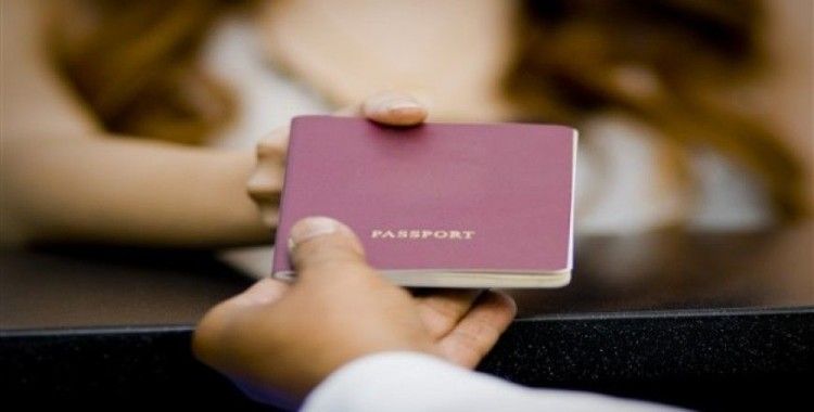 Vize simsarları can yakıyor