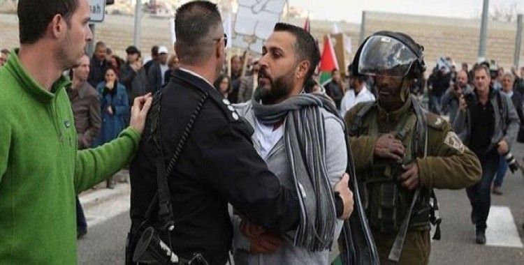 İsrail askerleri Filistinli göstericilere müdahale etti