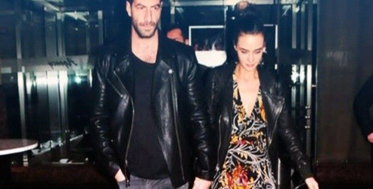 Hande Soral mutluluktan uçuyor