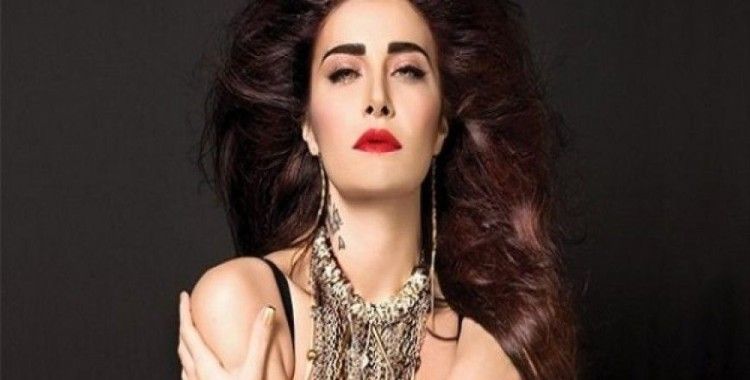 Sıla Gençoğlu, Sezen Aksu'ya fark attı