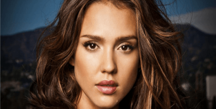 Güzel Oyuncu Jessica Alba için şok suçlama