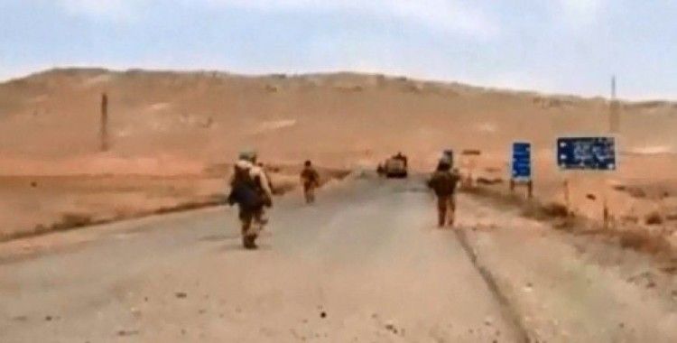 Suriye Ordusu DAEŞ kontrolündeki Palmira'ya girdi