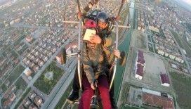 Gökyüzünde 1 Nisan şakası