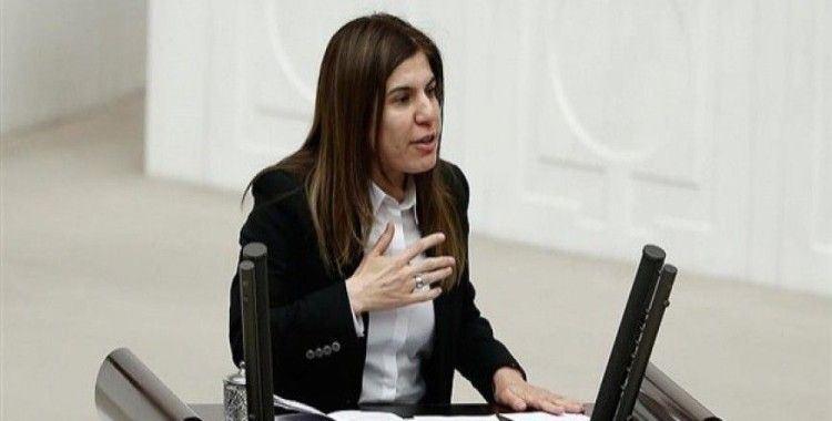 Fezlekelerde ne var ne yok hodri meydan diyoruz