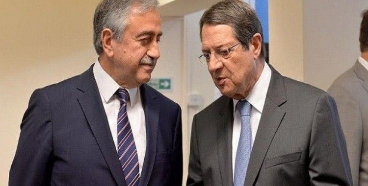 Akıncı ile Anastasiadis ara bölgede buluştu