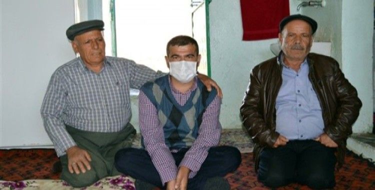 Çift kol nakli yapılan Mustafa Sağır memleketine döndü