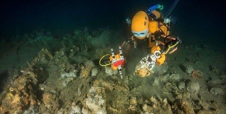Dalgıç robot 17. yüzyıla ait kalıntıları çıkardı