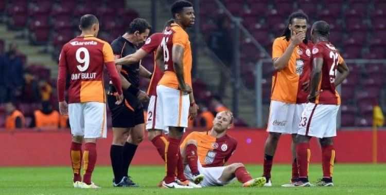 Galatasaray'a derbi öncesi sakatlık şoku