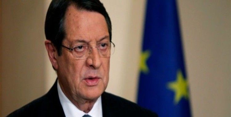 Kıbrıslı Rum liderden geri adım