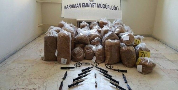Karaman'da 324 kilo tütün ile 37 sustalı bıçak ele geçirildi
