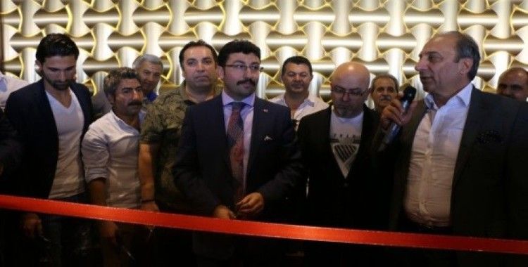 Ünlü isimler Darıca'da sinema açılışına katıldı
