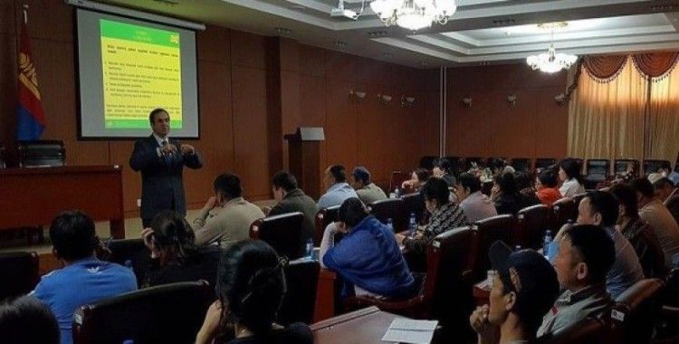 Türkiye'den Moğolistan'da helal kesim eğitim semineri