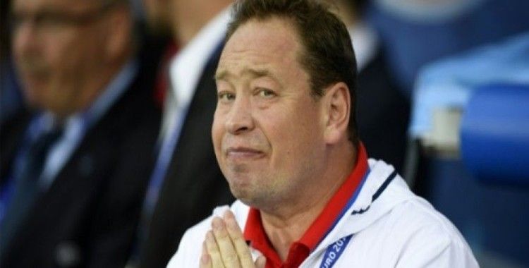Rusya'nın teknik direktörü Leonid Slutsky istifa etti