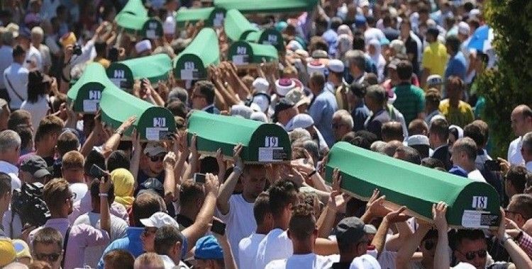Srebrenitsa soykırımının 127 kurbanı daha toprağa verildi
