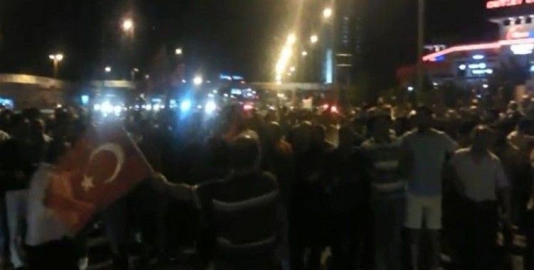 Türkiye sokaklara döküldü