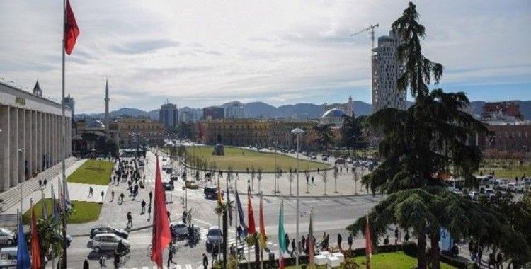 'Arnavutluk'un özgürlüğüne de darbe yapabilirler'