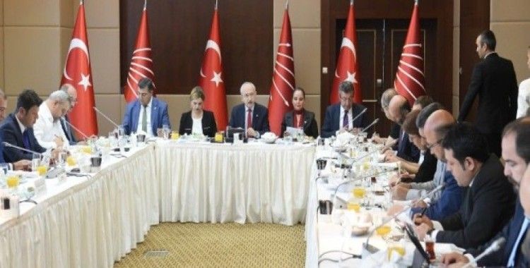 Kılıçdaroğlu ulusal basının temsilcileriyle bir araya geldi
