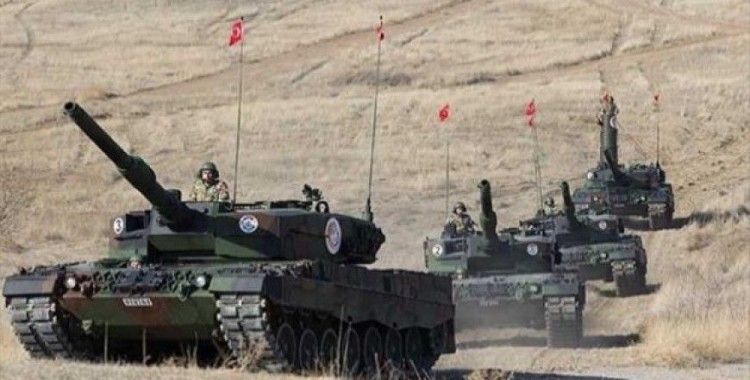 Tank birlikleri Suriye topraklarında
