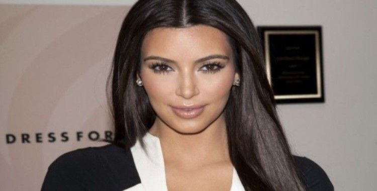 Kim Kardashian Paris Moda Haftası'nda tacize uğradı