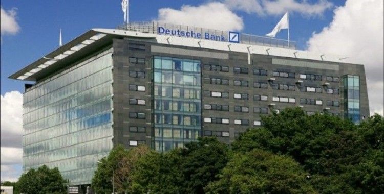 Deutsch Bank'ın hisselerinde tarihi düşüş