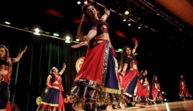 Renklerin ülkesi Hindistan'da 9 günlük festival başladı