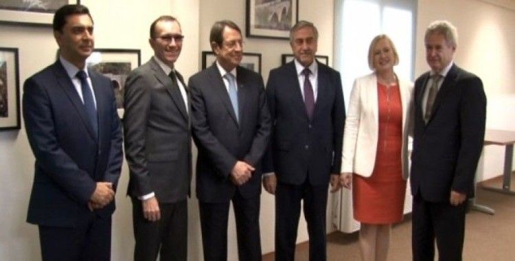 Kıbrıslı liderler yeniden bir arada