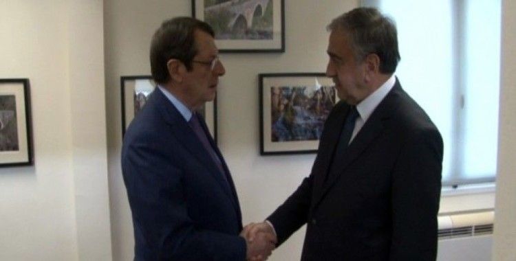 Kıbrıslı liderlerin görüşmesi başladı