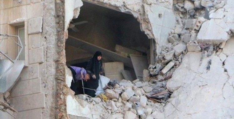 Halep'e hava saldırısı, 30 ölü, 70 yaralı