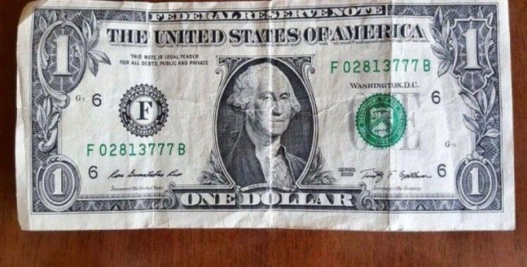 Urla'daki FETÖ operasyonunda 1 dolarlık banknotlar bulundu