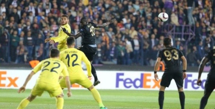 Villarreal - Osmanlıspor maçının hakemi belli oldu