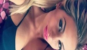 Stoch'un sevgilisinden olay pozlar