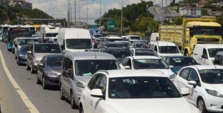 İstanbul'da ticari araç sürücülerine yeni zorunluluk
